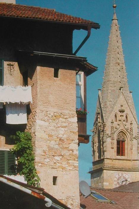 termeno_tramin_a_bolzano_campanile_tall.jpg